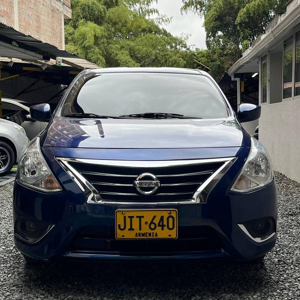NISSAN VERSA SENSE MT 1.6 CC 2020**: imagen 2