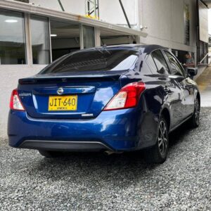NISSAN VERSA SENSE MT 1.6 CC 2020**: imagen 7