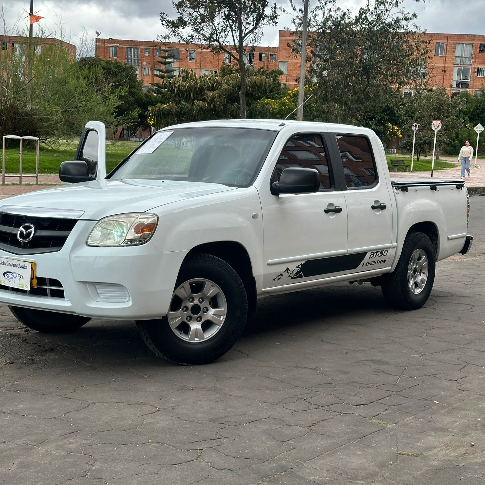 MAZDA BT50 MT 2.2 CC 4X2 2011: imagen 1