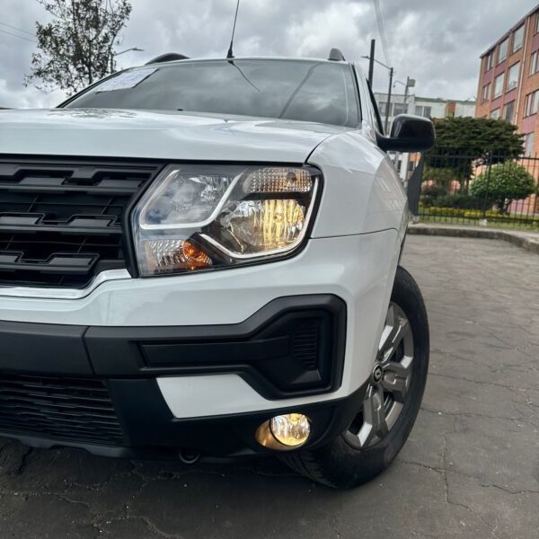 RENAULT DUSTER OROCH ZEN MT 1.3CC 4X4 2023: imagen 9