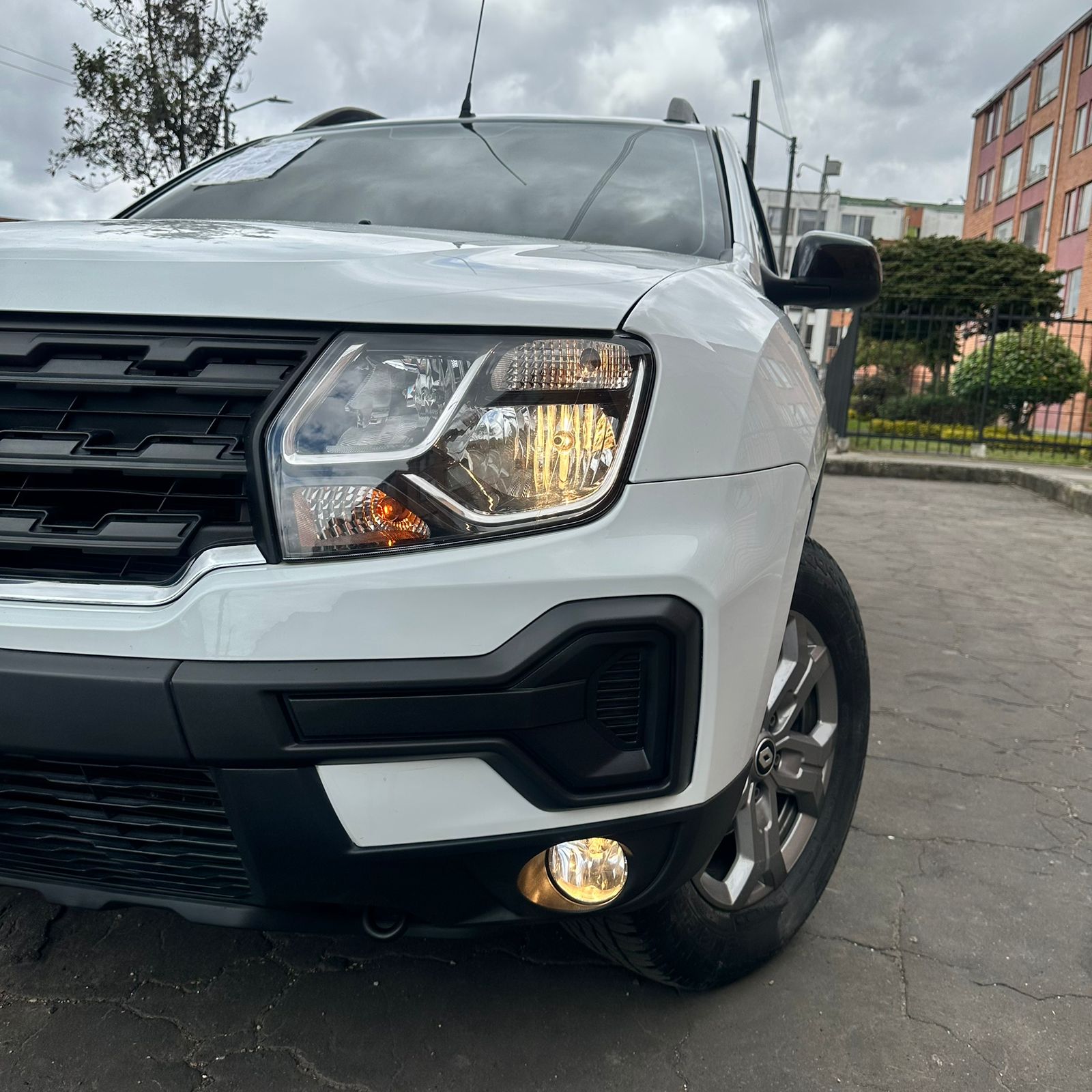 RENAULT DUSTER OROCH ZEN MT 1.3CC 4X4 2023: imagen 9