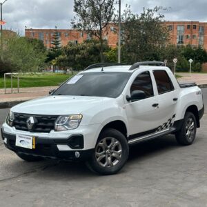 RENAULT DUSTER OROCH ZEN MT 1.3CC 4X4 2023