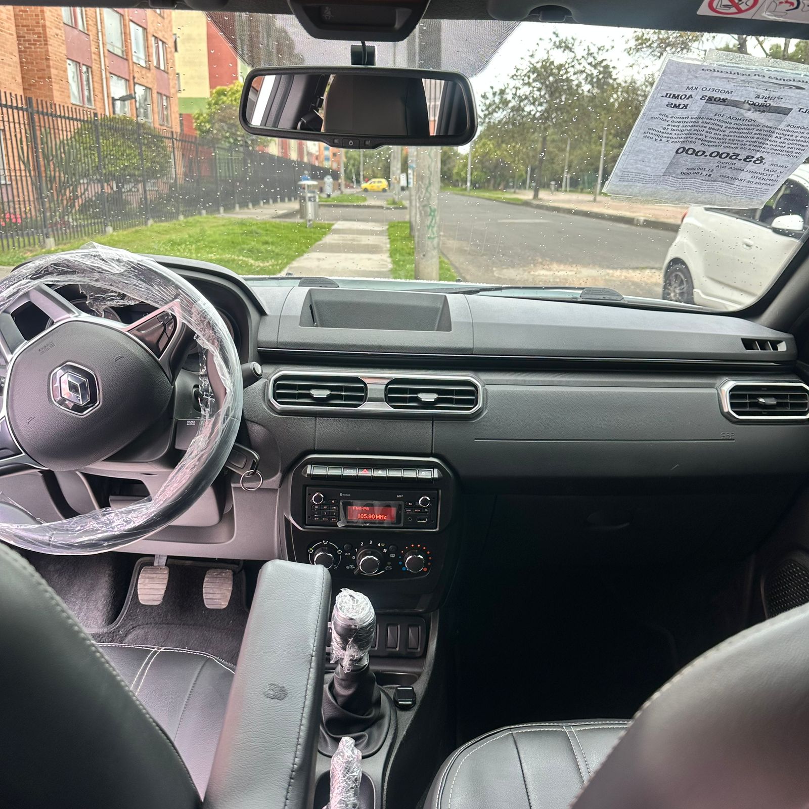 RENAULT DUSTER OROCH ZEN MT 1.3CC 4X4 2023: imagen 14