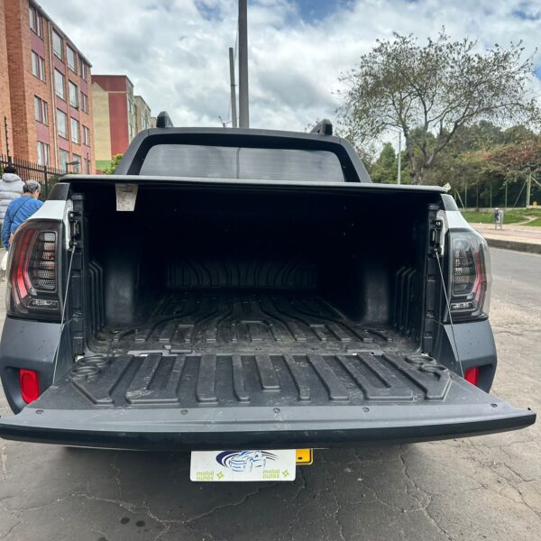 RENAULT DUSTER OROCH ZEN MT 1.3CC 4X4 2023: imagen 5