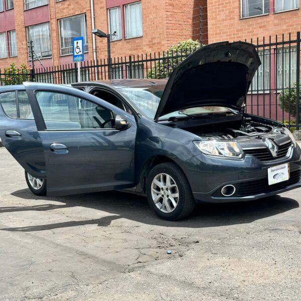 RENAULT SANDERO AUTHENTIQUE MT 1.6CC 2016: imagen 11