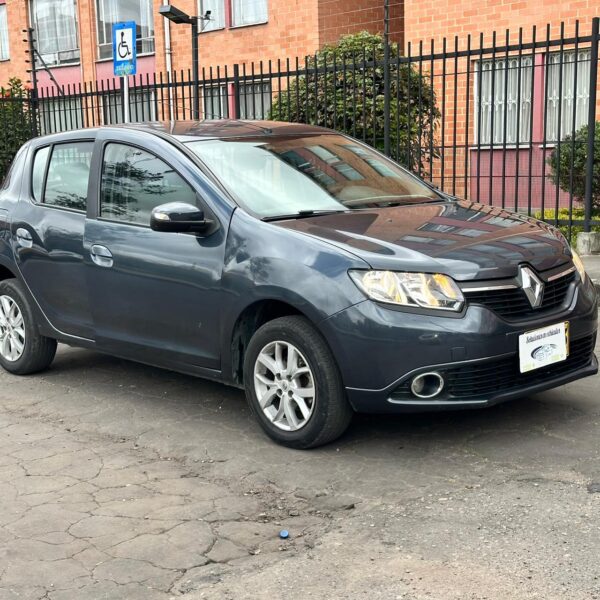 RENAULT SANDERO AUTHENTIQUE MT 1.6CC 2016: imagen 2