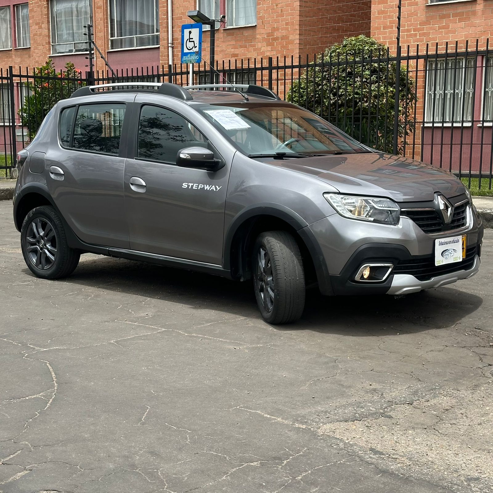RENAULT STEPWAY ZEN MT 1.6 CC 16V: imagen 2