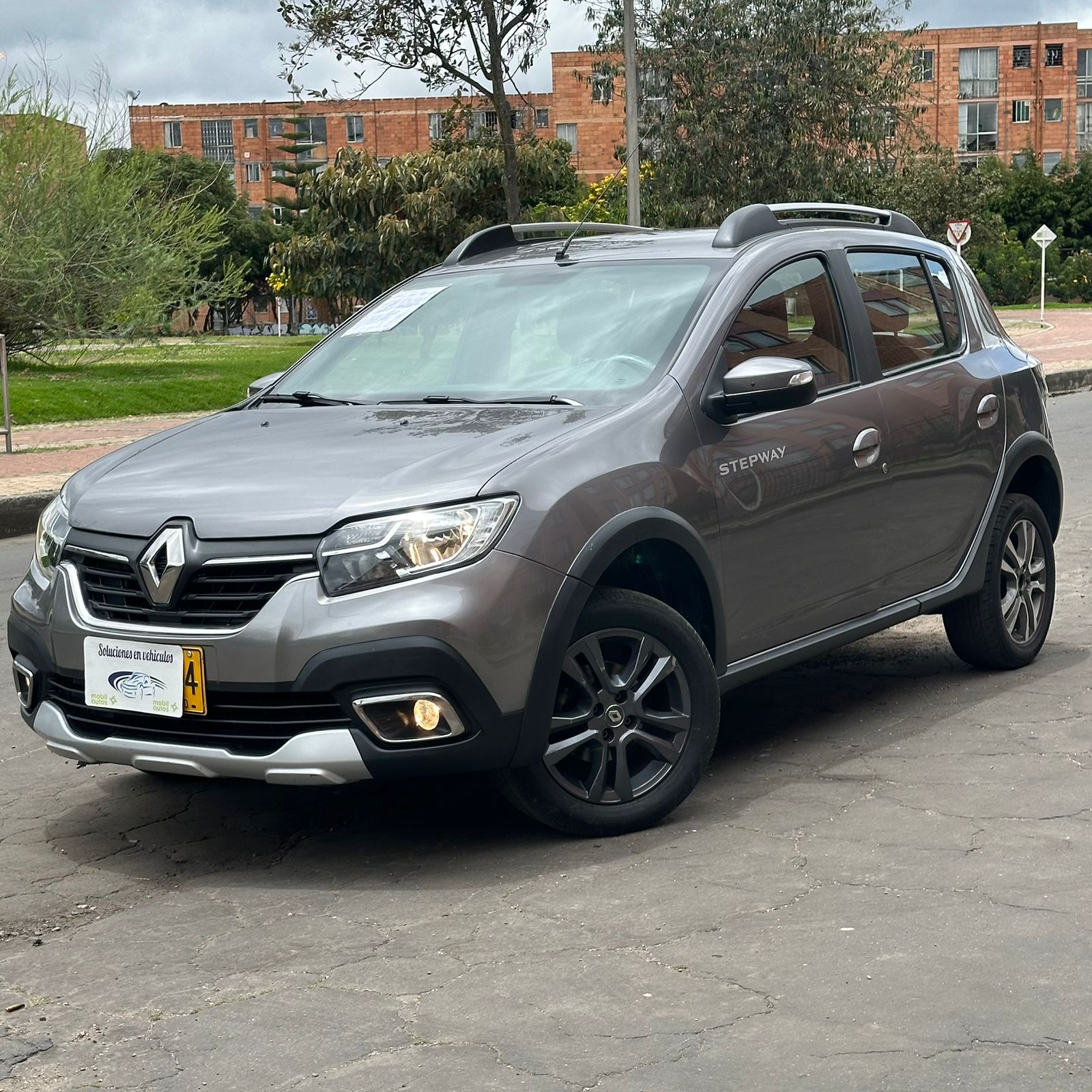 RENAULT STEPWAY ZEN MT 1.6 CC 16V: imagen 1