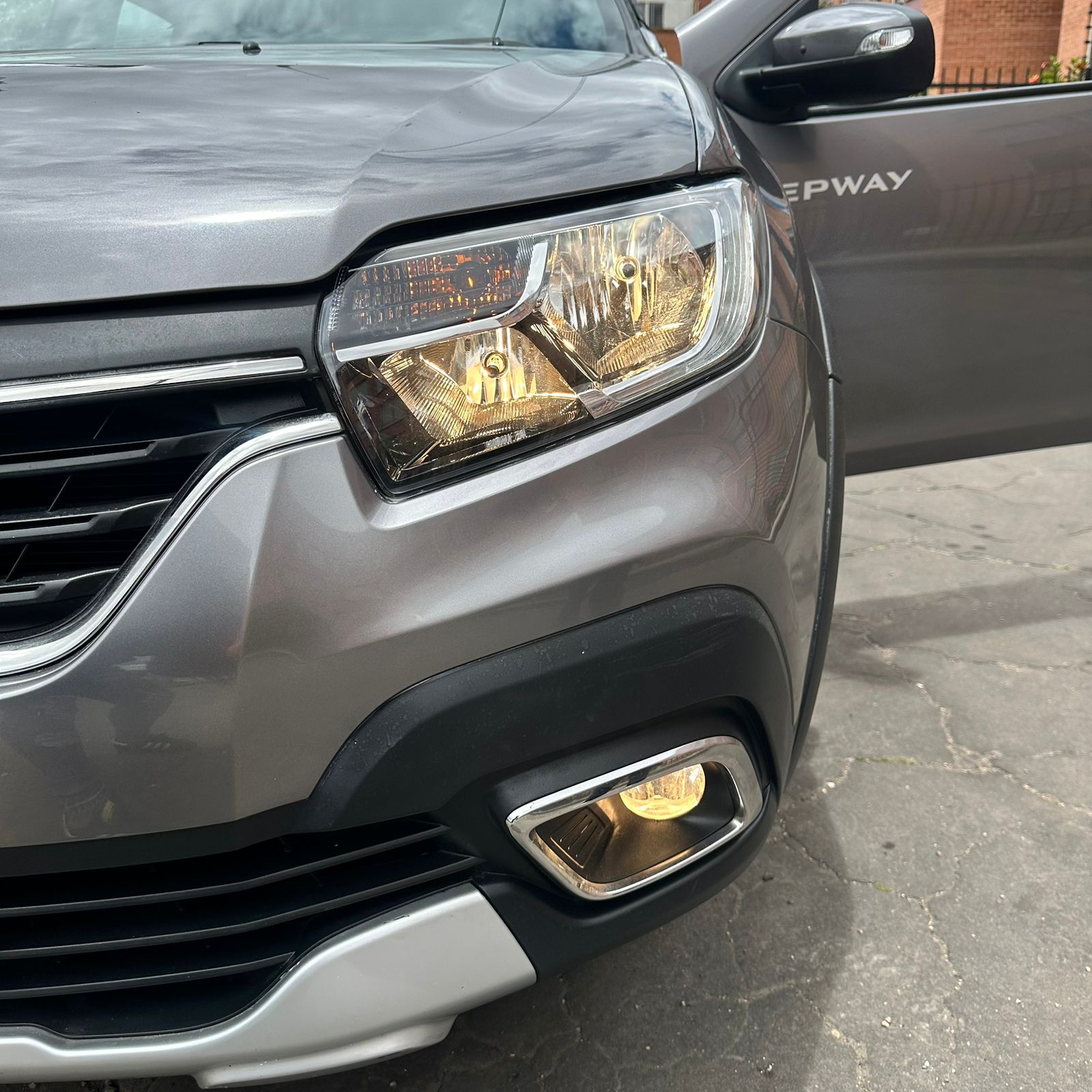 RENAULT STEPWAY ZEN MT 1.6 CC 16V: imagen 12