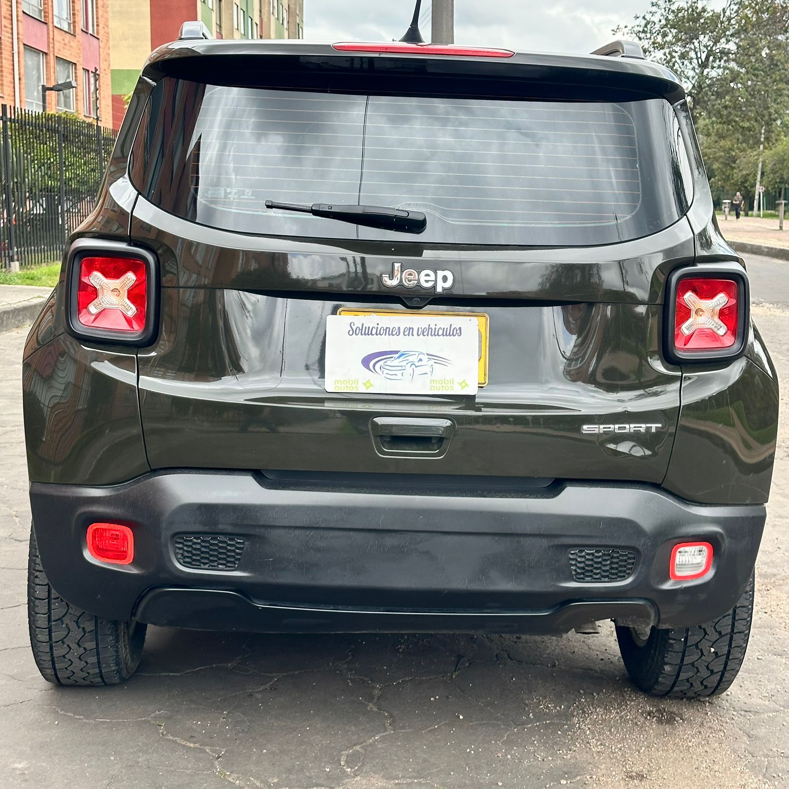 JEEP RENEGADE SPORT MT 1.8CC 4X2: imagen 4