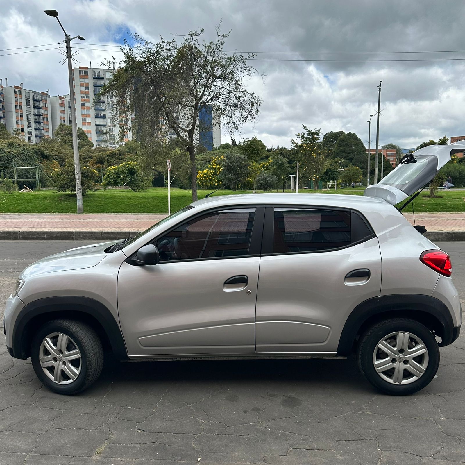 RENAULT KWID ZEN MT 1.0CC 2021: imagen 8