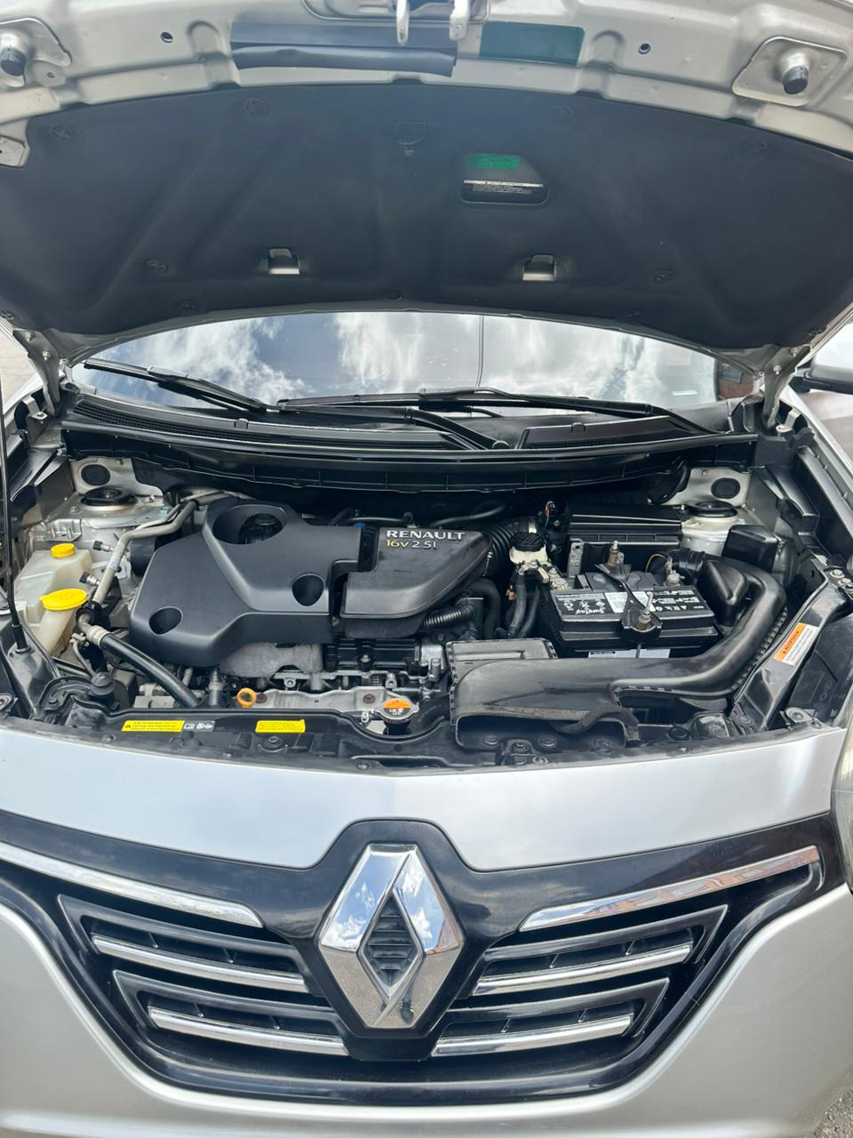 RENAULT KOLEOS DYNAMIQUE BOSE 2.5CC 2016: imagen 15