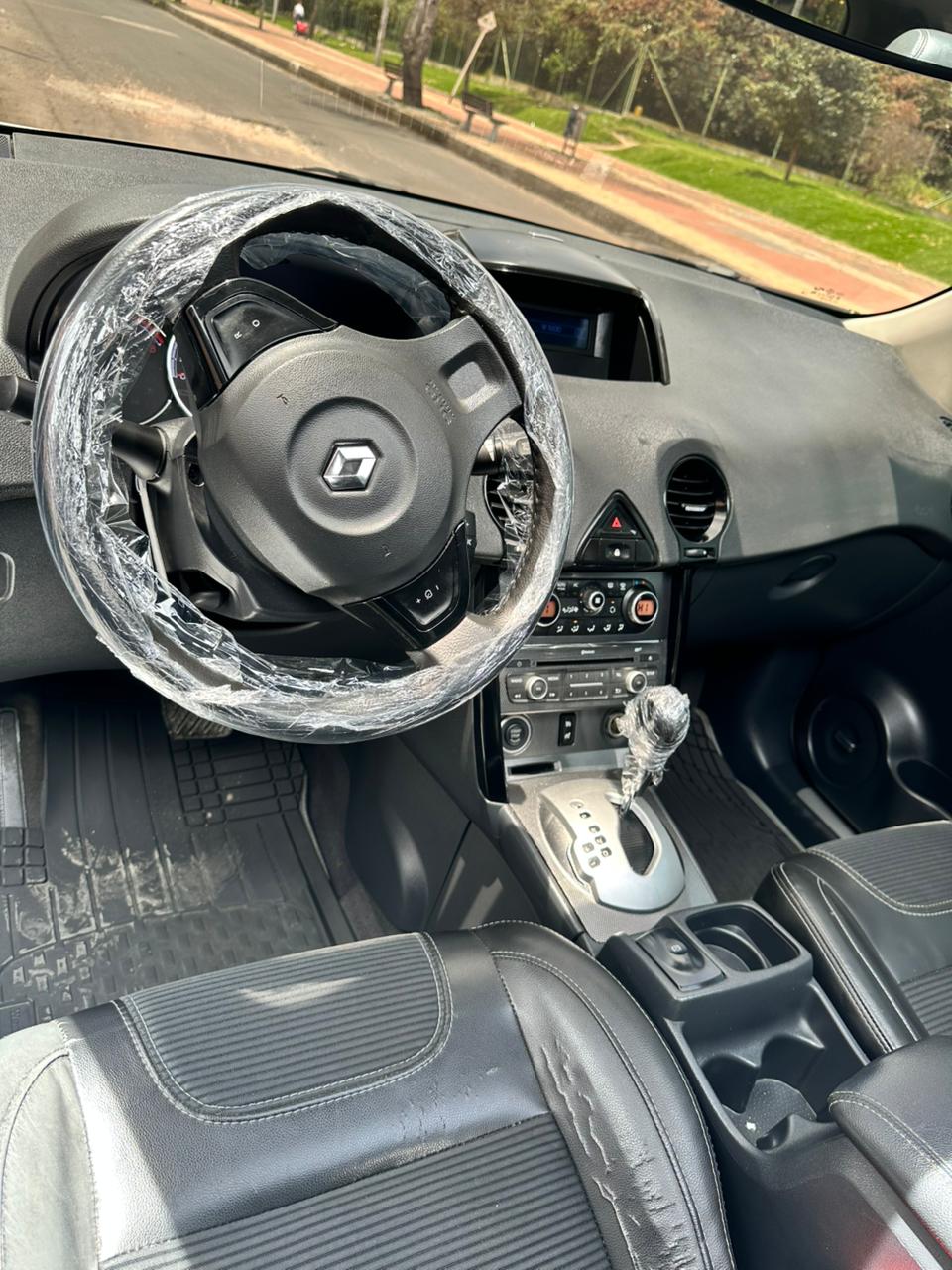 RENAULT KOLEOS DYNAMIQUE BOSE 2.5CC 2016: imagen 12