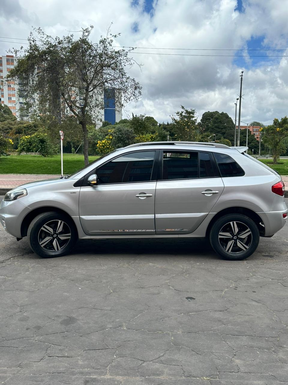 RENAULT KOLEOS DYNAMIQUE BOSE 2.5CC 2016: imagen 5