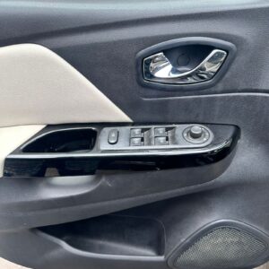 RENAULT CAPTUR INTENS 2.0CC 2017: imagen 12