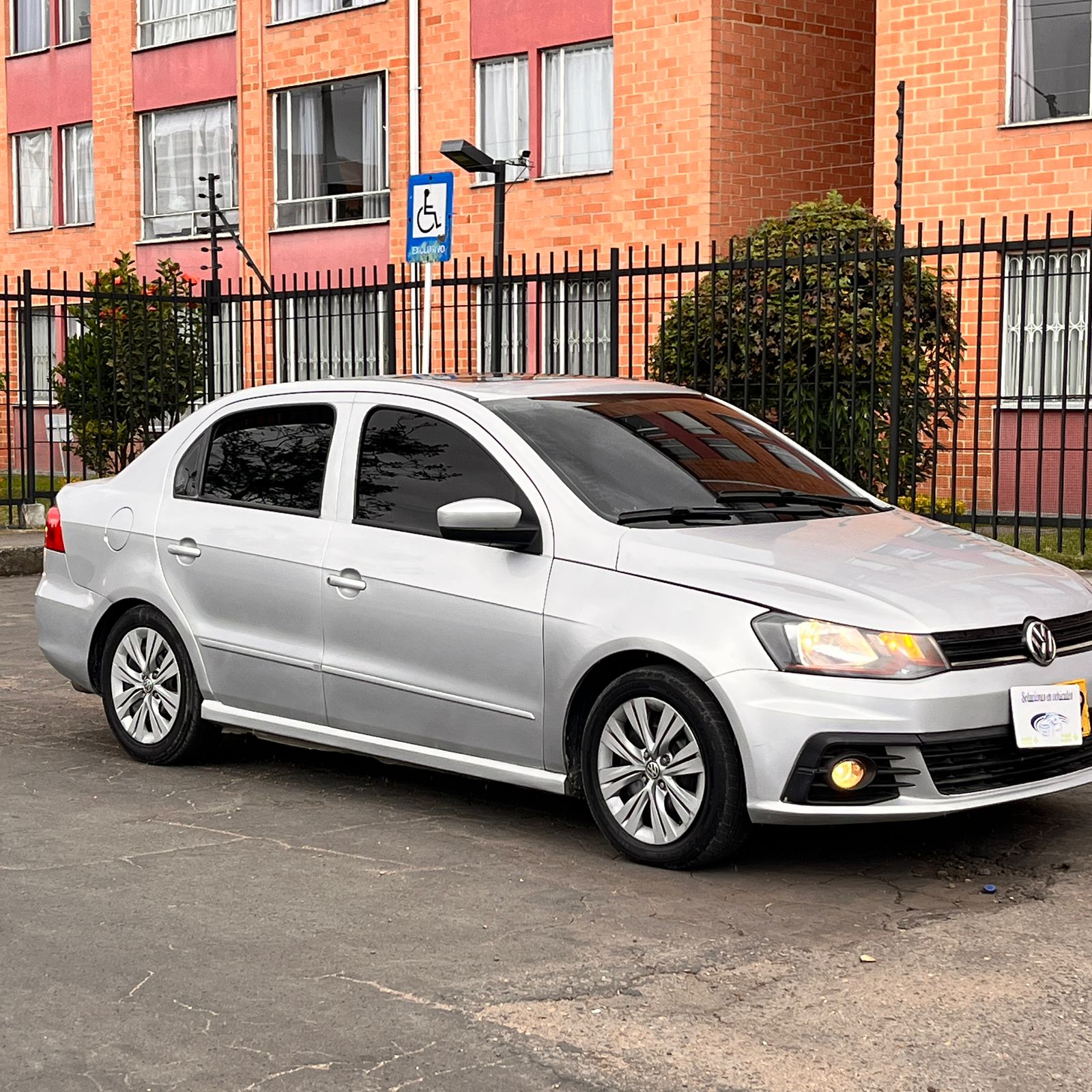 VOLKSWAGEN VOYAGE COMFORTLINE MT 1.6CC 2019: imagen 9