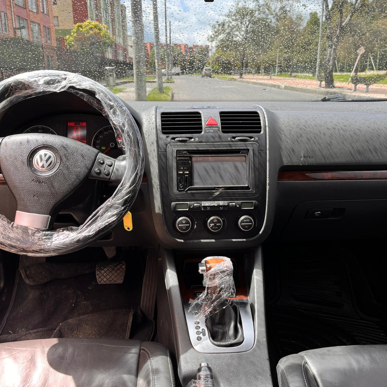 VOLKSWAGEN BORA EXCLUSIVE  2.5CC 2009: imagen 9