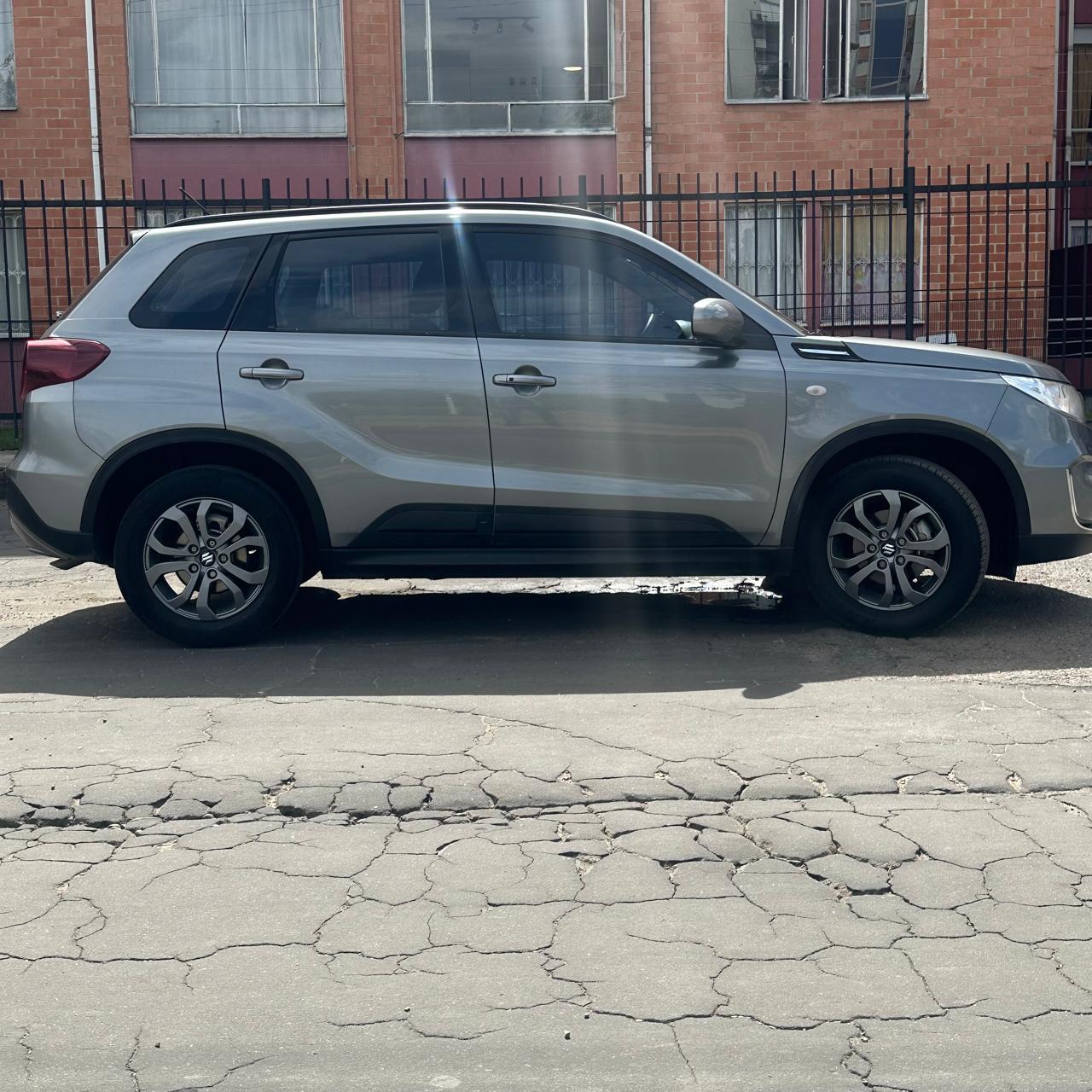 SUZUKI VITARA GL AT 1.6CC 4X2: imagen 6