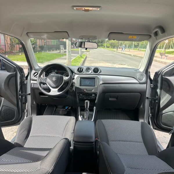 SUZUKI VITARA GL AT 1.6CC 4X2: imagen 13