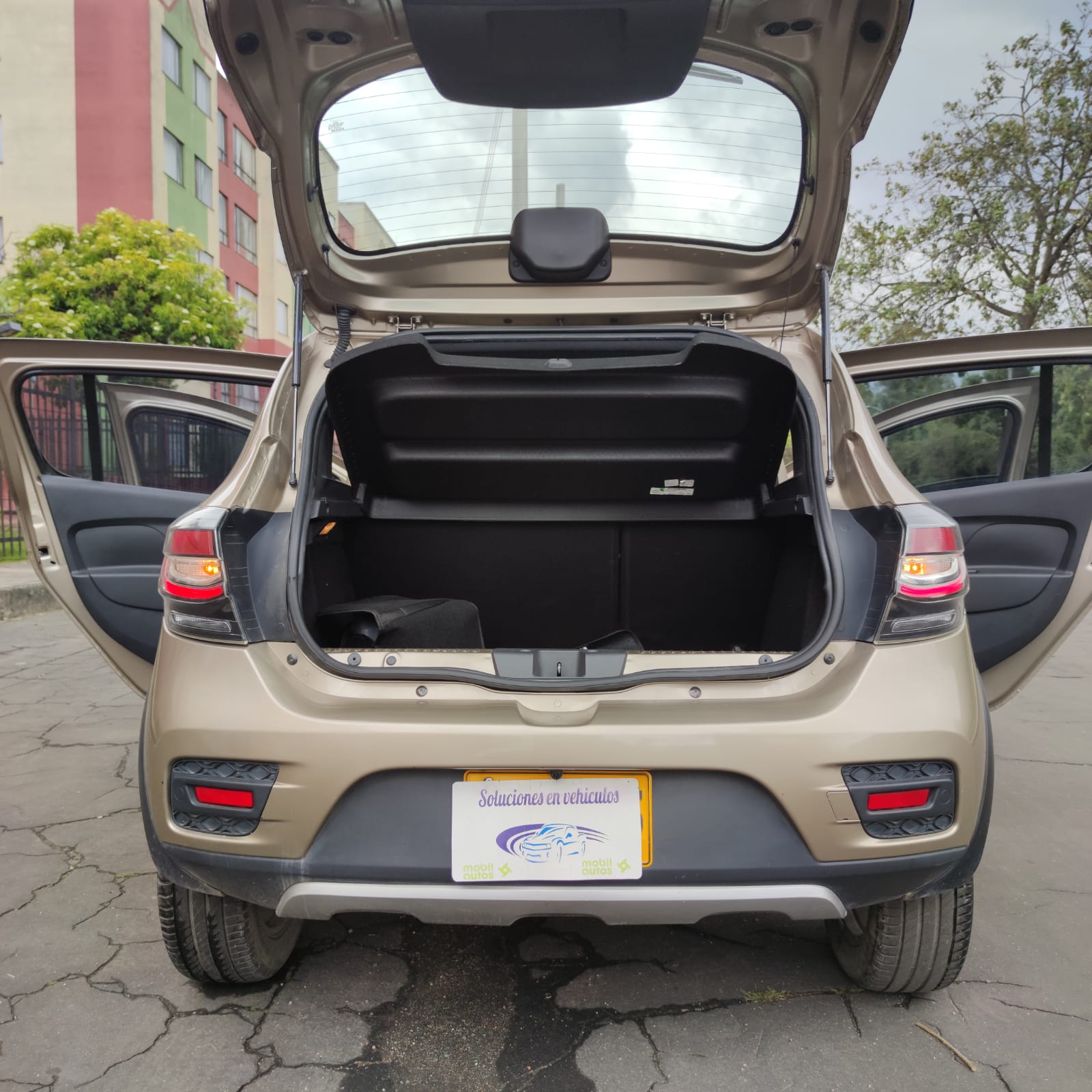 RENAULT STEPWAY ZEN MT 1.6CC 16V 2022: imagen 4