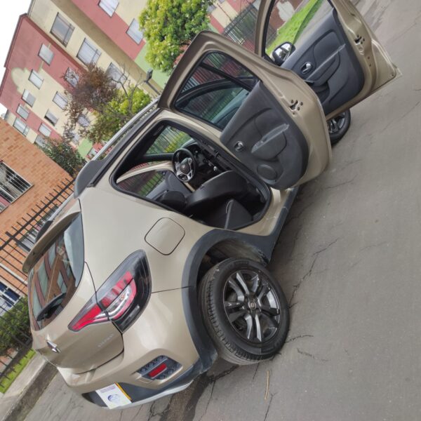 RENAULT STEPWAY ZEN MT 1.6CC 16V 2022: imagen 13