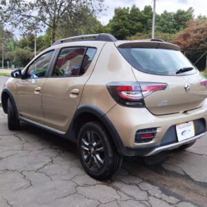 RENAULT STEPWAY ZEN MT 1.6CC 16V 2022: imagen 8