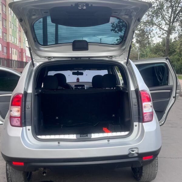 RENAULT DUSTER  EXPRESSION/ZEN MT 1.6CC 4X2 2021: imagen 9