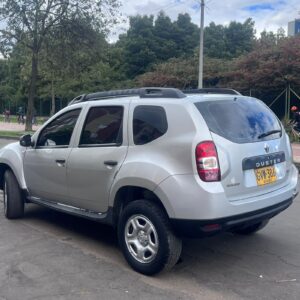 RENAULT DUSTER  EXPRESSION/ZEN MT 1.6CC 4X2 2021: imagen 6