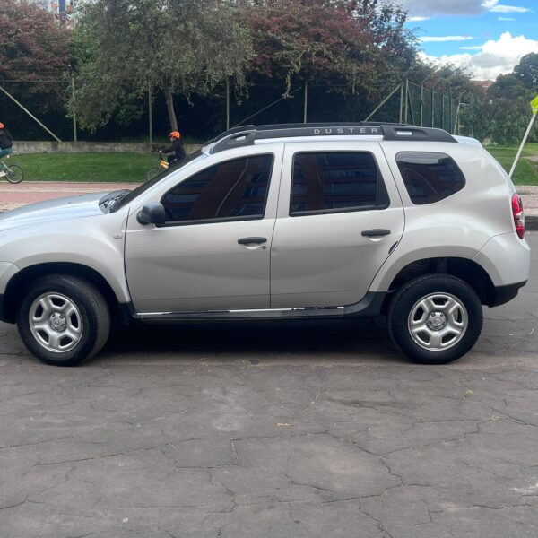 RENAULT DUSTER  EXPRESSION/ZEN MT 1.6CC 4X2 2021: imagen 7