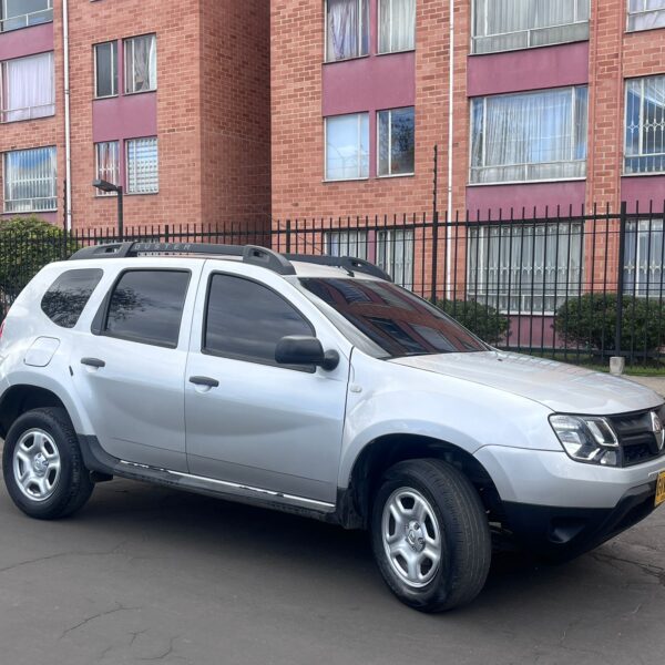 RENAULT DUSTER  EXPRESSION/ZEN MT 1.6CC 4X2 2021: imagen 2