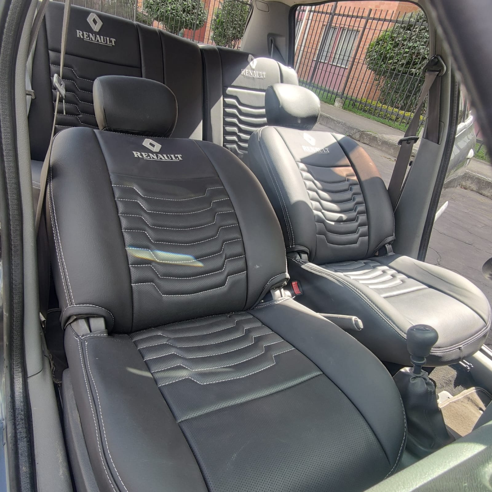 RENAULT CLIO II CAMPUS MT 1.2CC 16V 2014: imagen 15