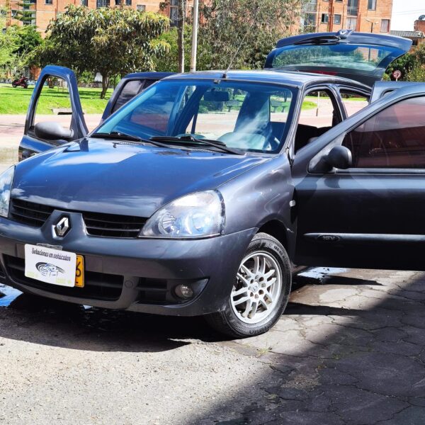 RENAULT CLIO II CAMPUS MT 1.2CC 16V 2014: imagen 9
