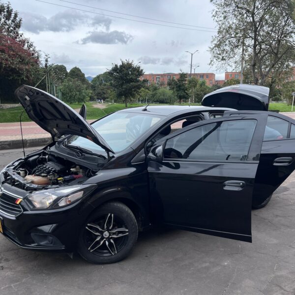 CHEVROLET ONIX LT 1.4CC 2019: imagen 9