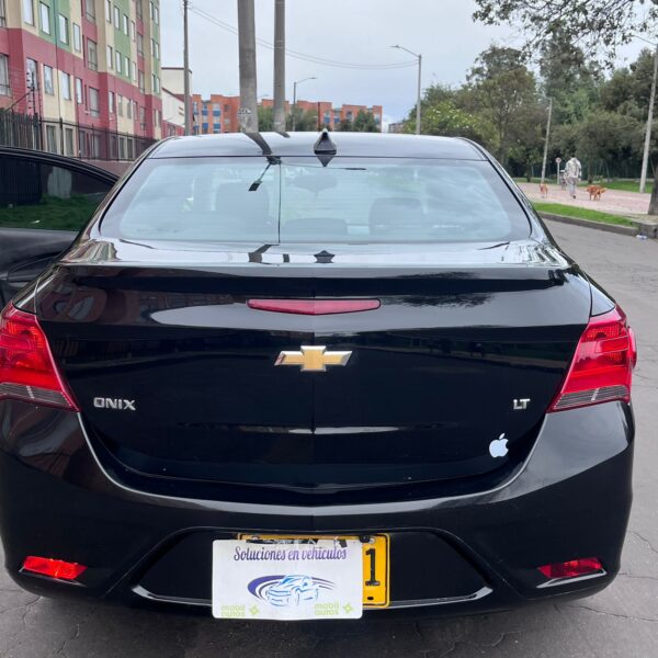 CHEVROLET ONIX LT 1.4CC 2019: imagen 11