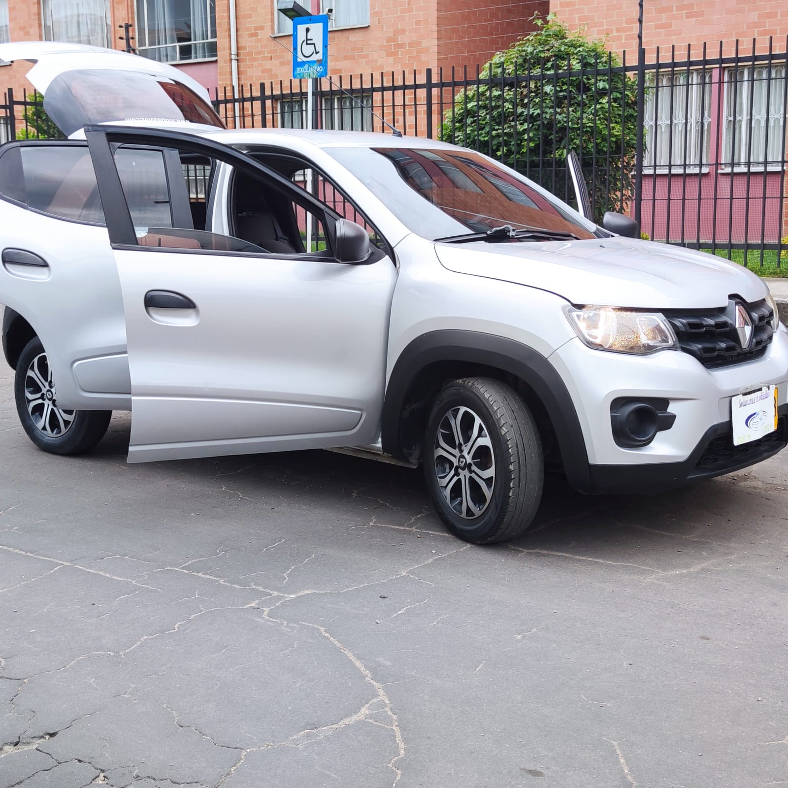 RENAULT KWID LIFE MT 1.0CC 2022: imagen 11