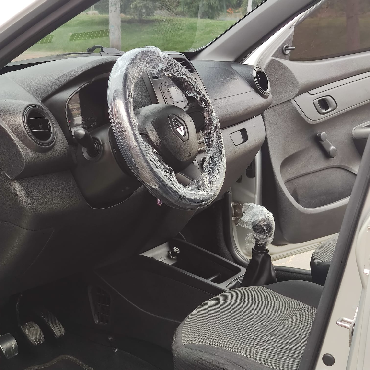 RENAULT KWID LIFE MT 1.0CC 2022: imagen 15