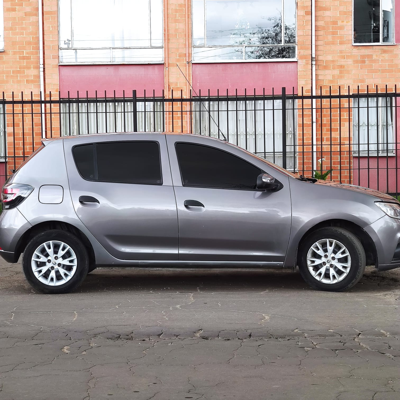 RENAULT SANDERO LIFE+ MT 1.6CC 8V 2023: imagen 7