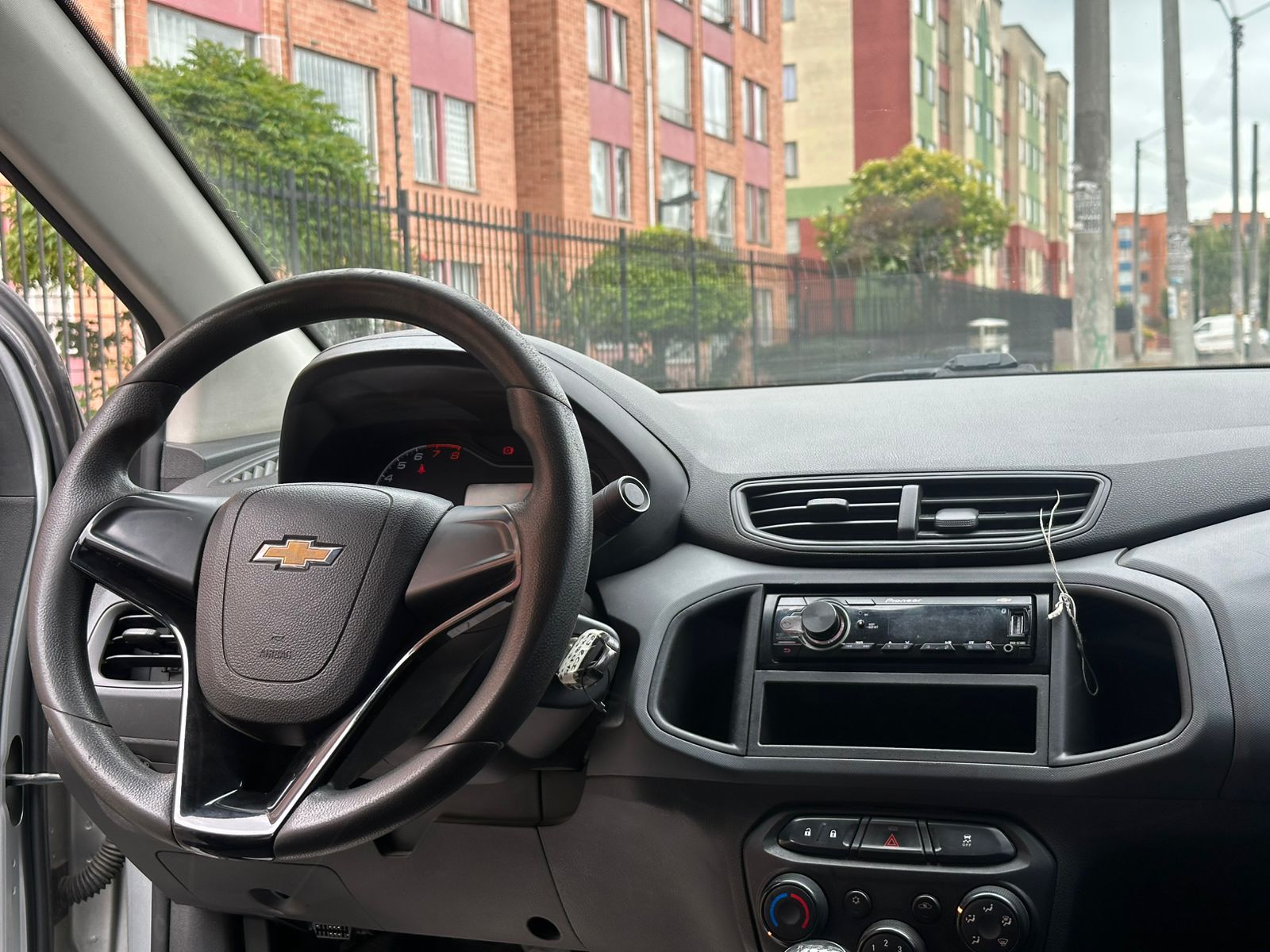 CHEVROLET JOY SEDAN MT 1.4 2019: imagen 14