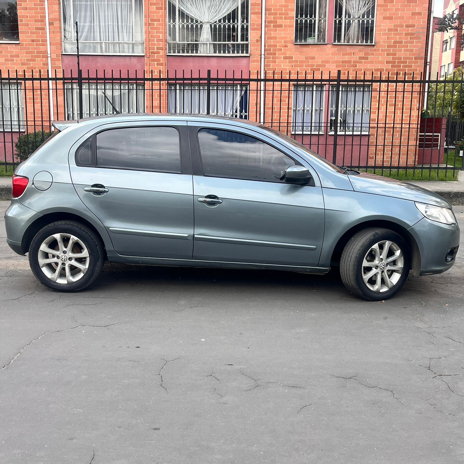 VOLKSWAGEN GOL COMFORTLINE MT 1.6CC 2012: imagen 3