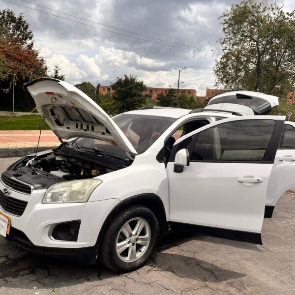 CHEVROLET TRACKER LS AT 1.8CC 2013: imagen 10