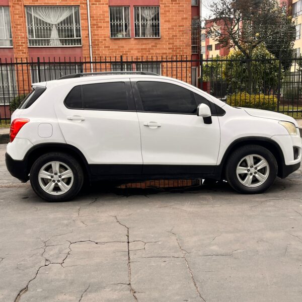CHEVROLET TRACKER LS AT 1.8CC 2013: imagen 8