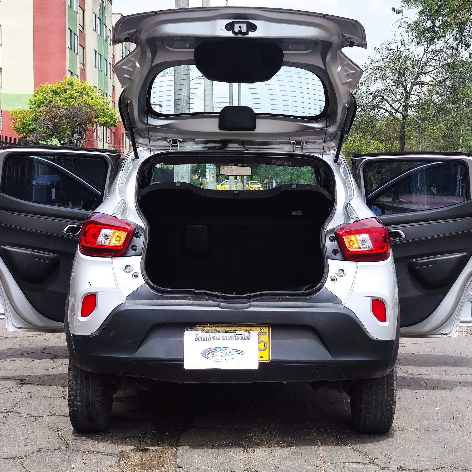 RENAULT KWID ICONIC MT 1.0CC 2023: imagen 14