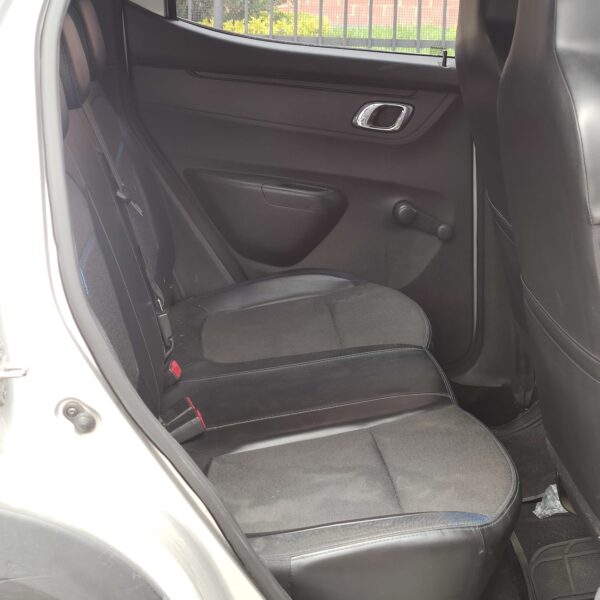 RENAULT KWID ICONIC MT 1.0CC 2023: imagen 16