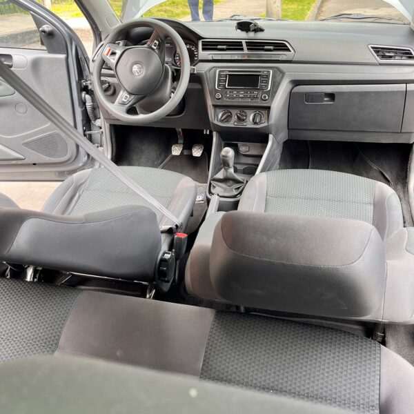 VOLKSWAGEN VOYAGE COMFORTLINE MT 1.6CC 2021: imagen 9