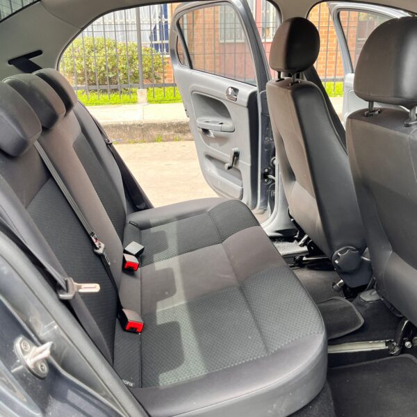 VOLKSWAGEN VOYAGE COMFORTLINE MT 1.6CC 2021: imagen 11