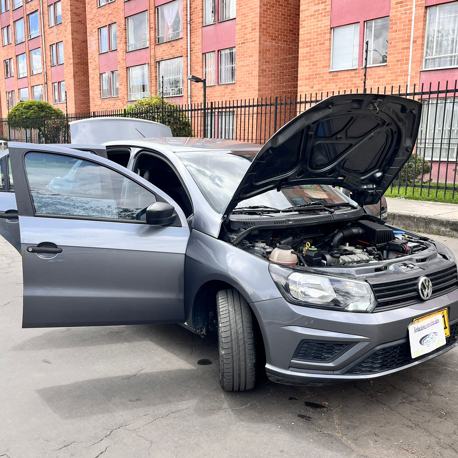 VOLKSWAGEN VOYAGE COMFORTLINE MT 1.6CC 2021: imagen 10