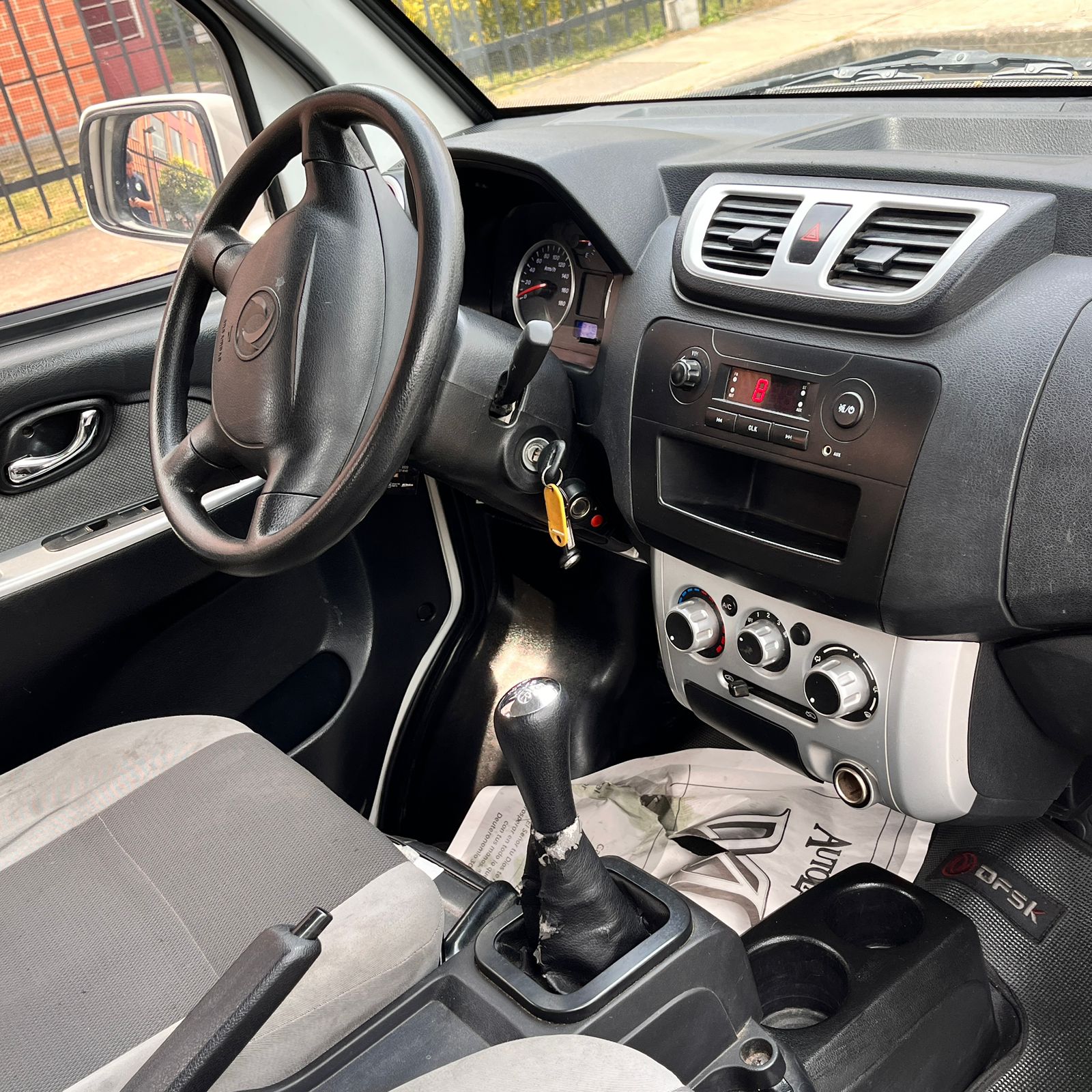 DFSK/DFM 1.2L MT 1.2CC VAN DE CARGA 2023: imagen 9