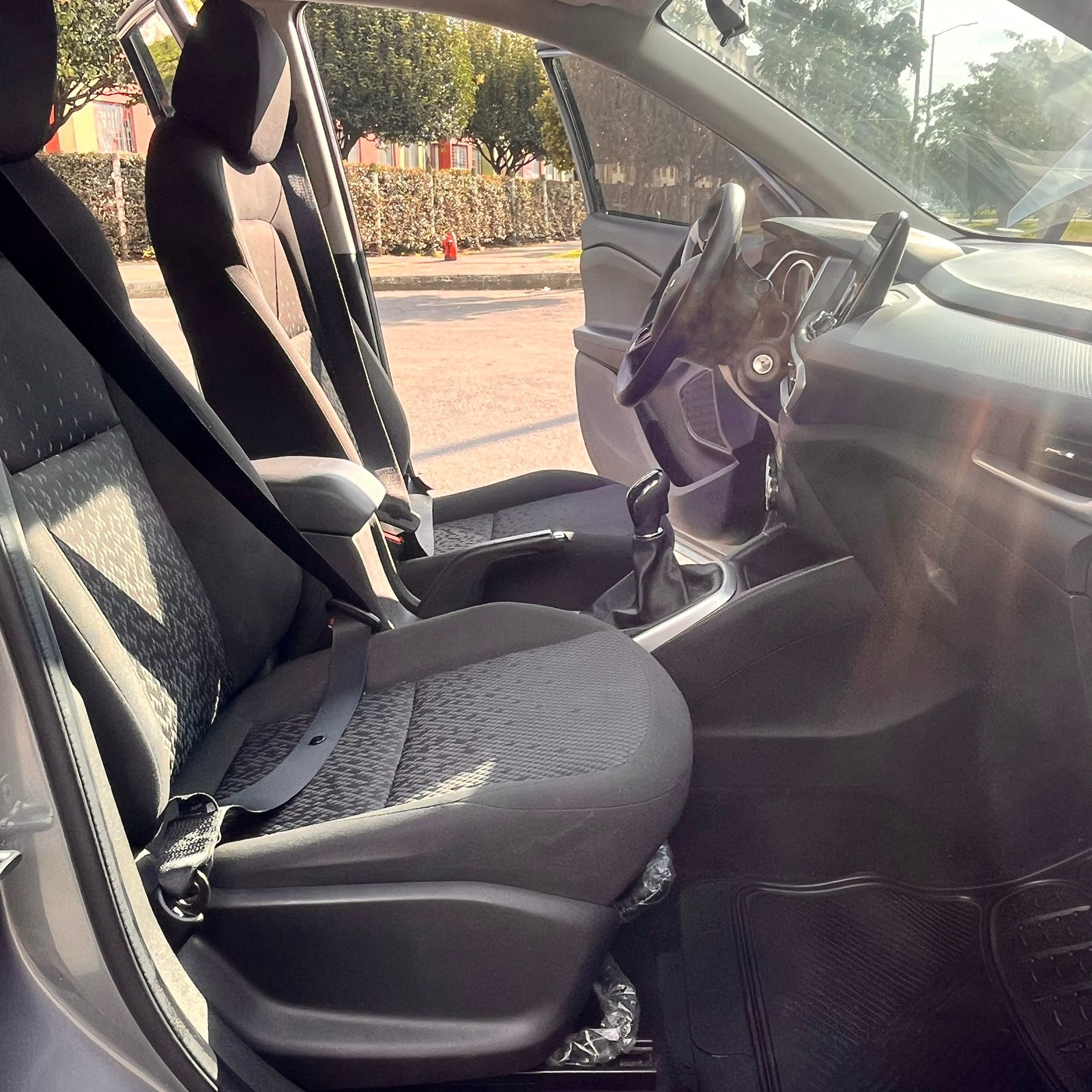 CHEVROLET TRACKER LS MT 1.2CC 2021: imagen 16