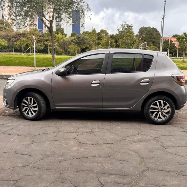 RENAULT SANDERO ZEN MT 1.6CC 16V 2022: imagen 3