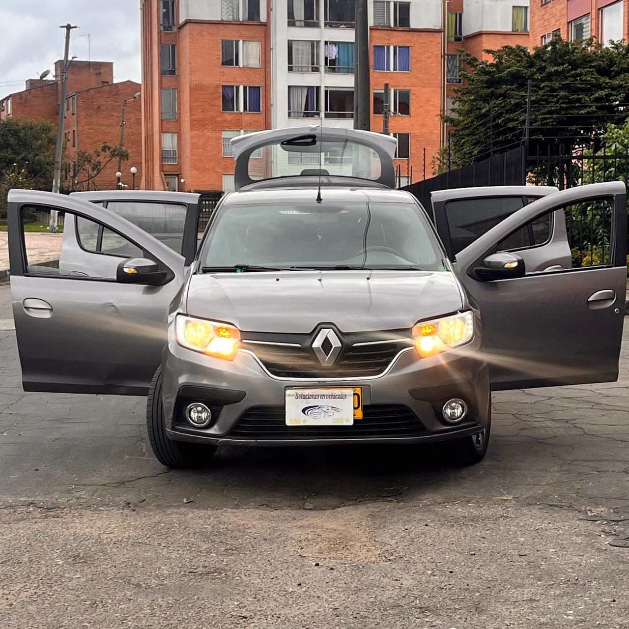 RENAULT SANDERO ZEN MT 1.6CC 16V 2022: imagen 17